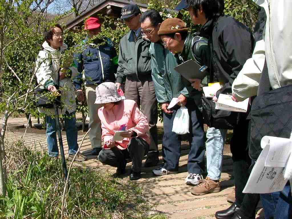 �F���Ɠ����ΐF�͈ӊO�Ǝ��R�̒��ɂ͂Ȃ���ł��ˁB