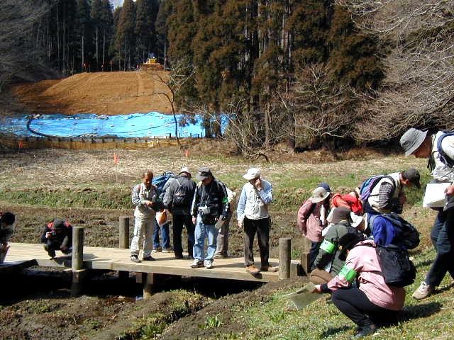 �Ҋ��c�̗z���܂�Ŏ����T��