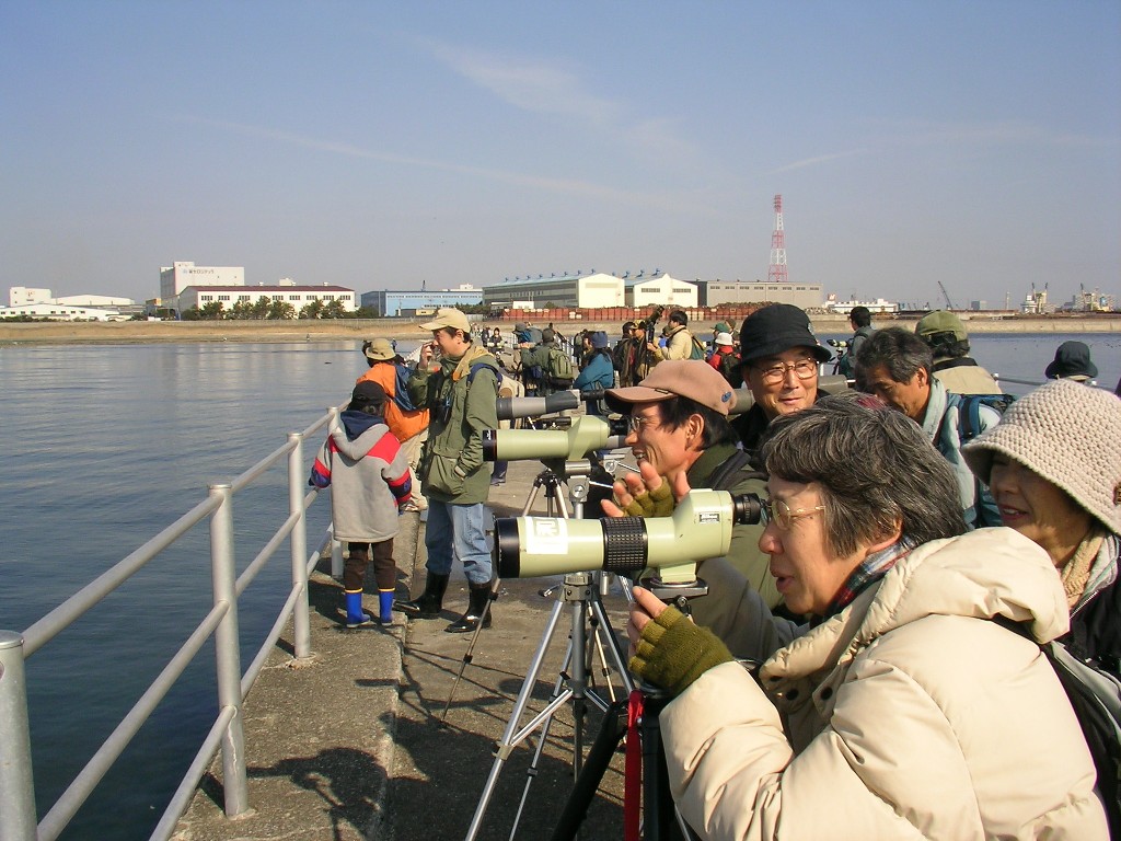 �O�Ԑ��ɂĔM�S�Ɋώ@����w����