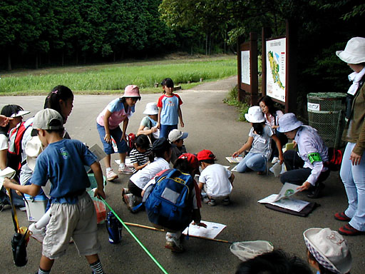 �y���������A���P�[�g�ɋL��