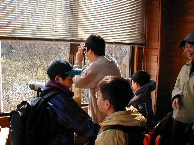 �쒹�ώ@�ɂŃJ���Z�~���ς�